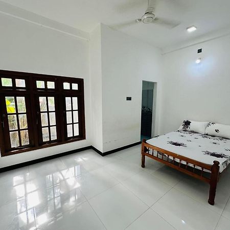 Lalitha Holiday Inn จาฟนา ภายนอก รูปภาพ