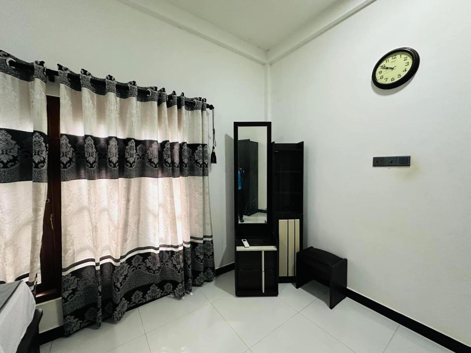 Lalitha Holiday Inn จาฟนา ภายนอก รูปภาพ